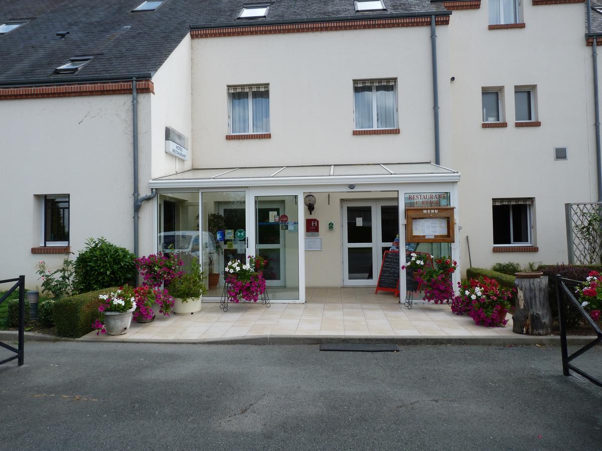 Hostellerie Du Chateau Saint-Pere-sur-Loire Exterior photo